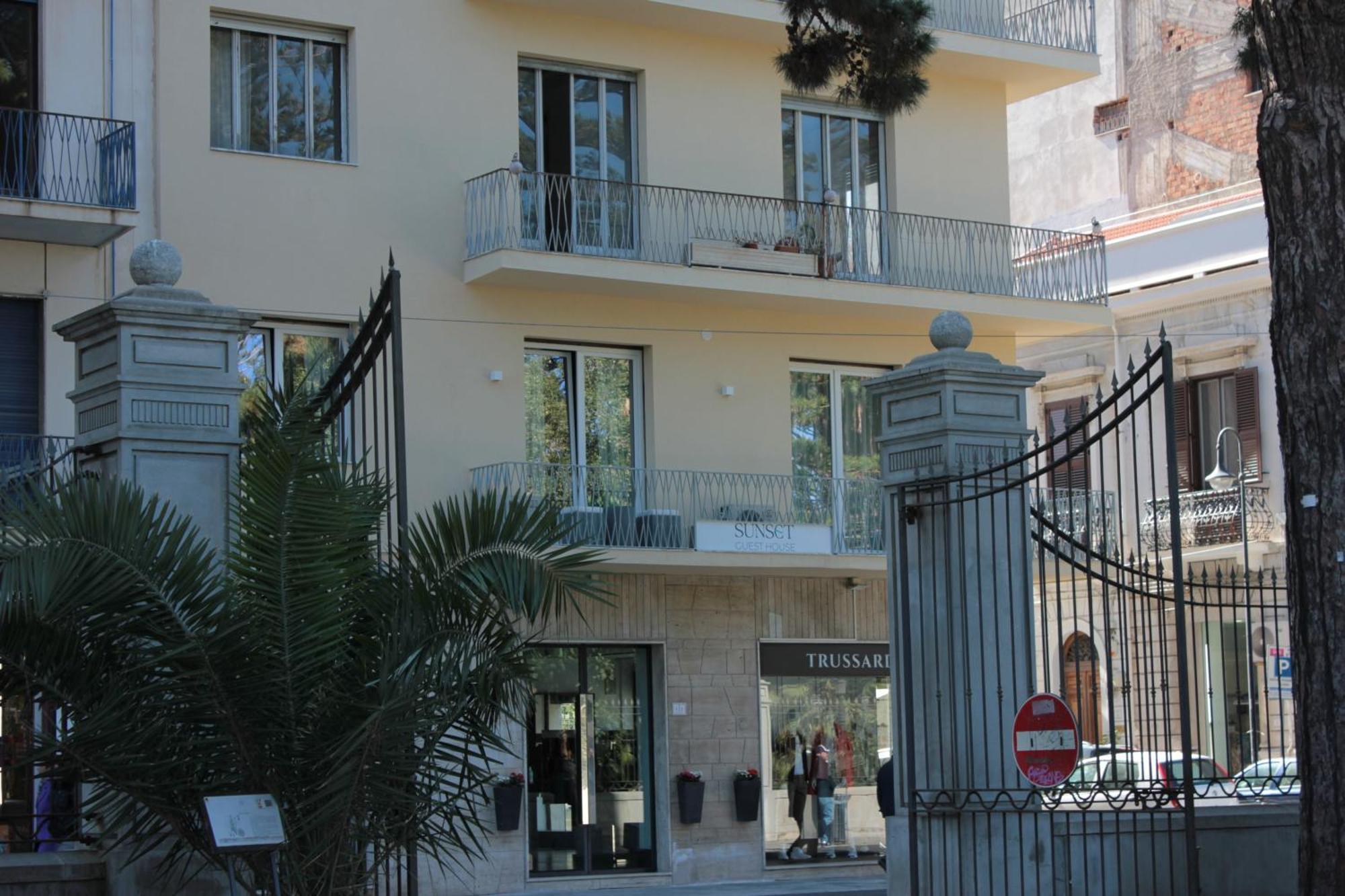 Sunset Guest House Reggio di Calabria Exterior foto